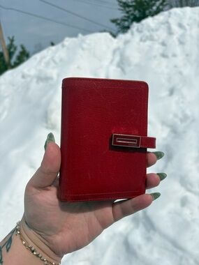 Coach leather compact wallet❤️